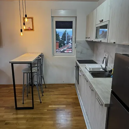 Apartment Nis East Gate With Balcony And Free Private Parking