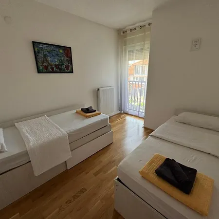 Nis East Gate With Balcony And Free Private Parking Apartment *